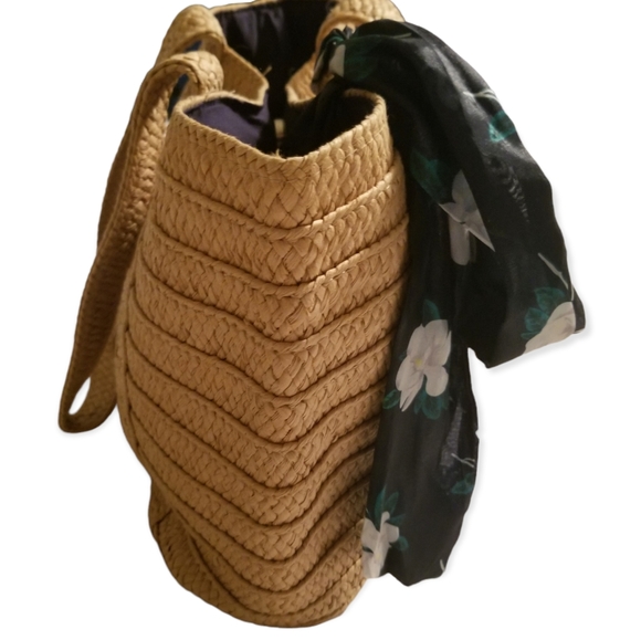 Draper James straw tote with scarf - Picture 5 of 11